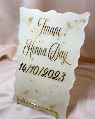 Plaque en résine epoxy personnalisée avec support
